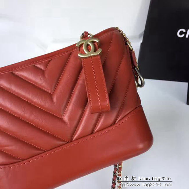 香奈兒CHANEL2018年新款V格 Chanel Gabrielle 橙紅色鏈條流浪包 DSC2067